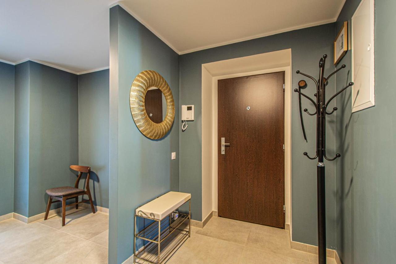Quite Loft With Balcony And 3 Air Conditioners Prague Luaran gambar