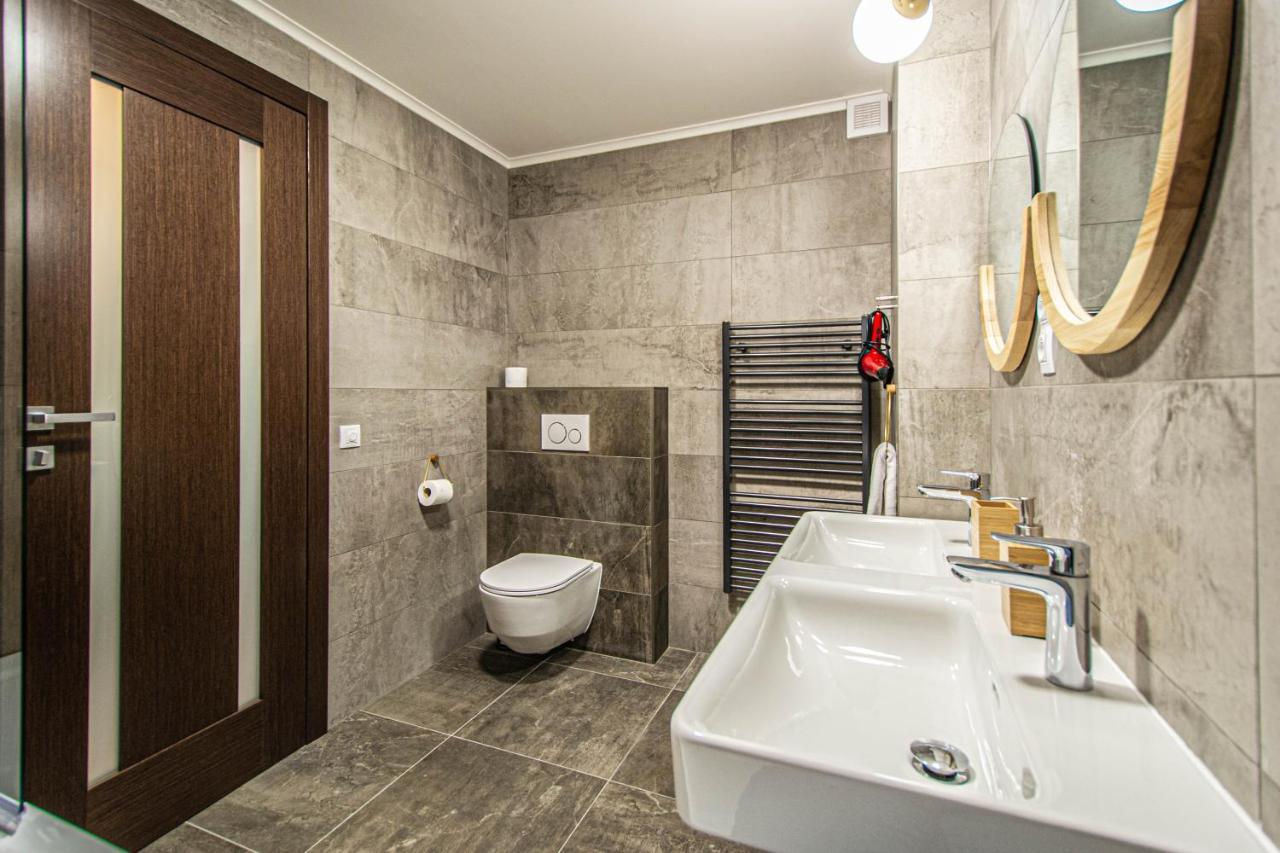 Quite Loft With Balcony And 3 Air Conditioners Prague Luaran gambar